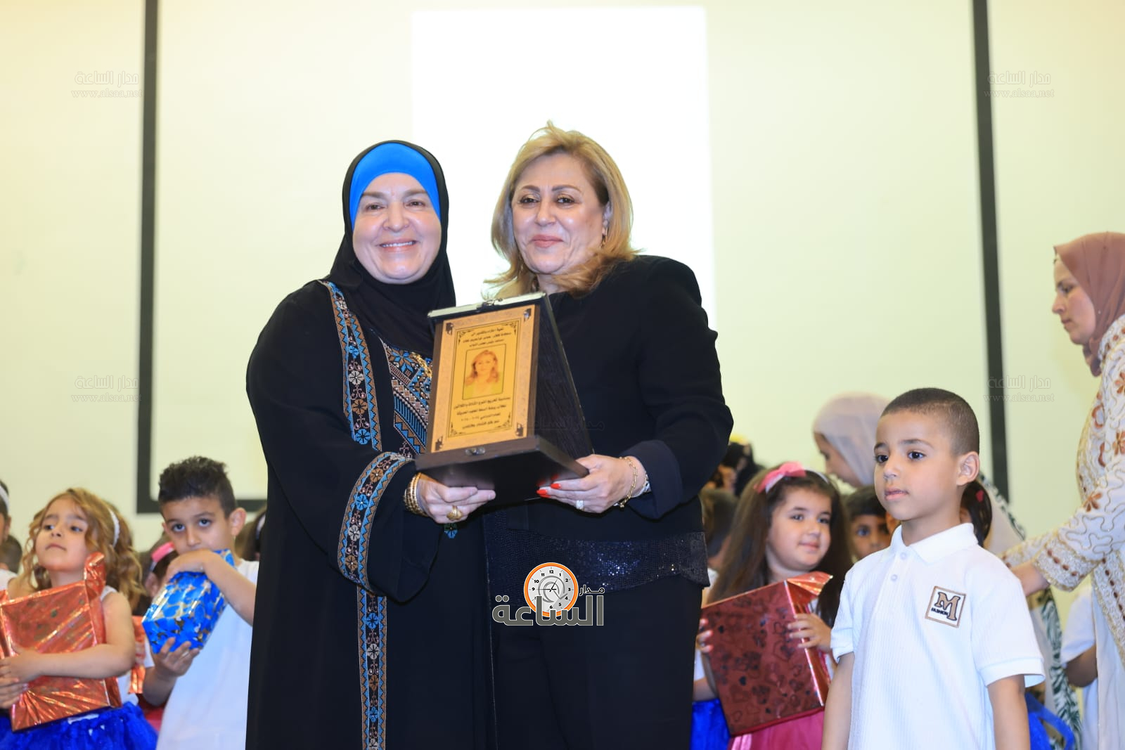 Madar Al-Saa Images 0.8204721037125113