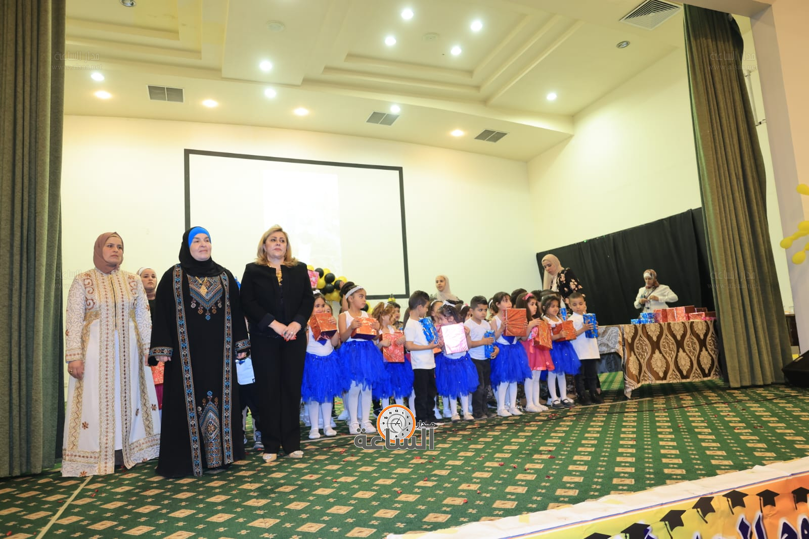 Madar Al-Saa Images 0.986405374117734