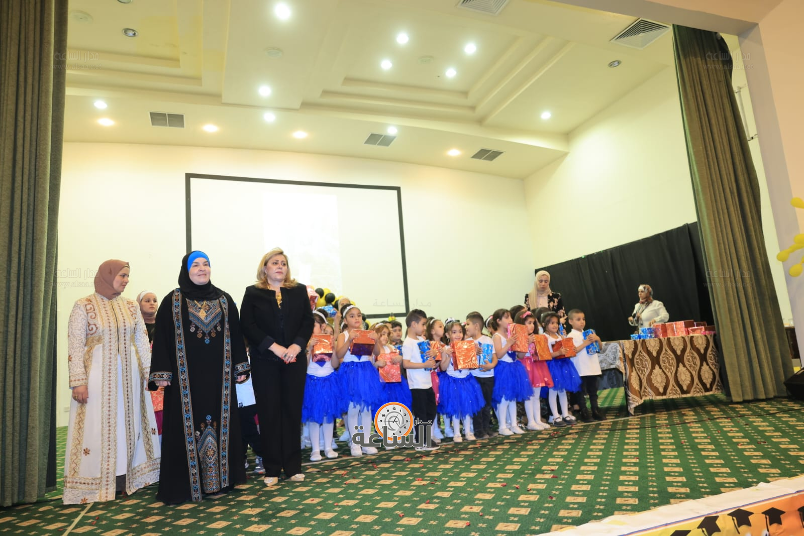 Madar Al-Saa Images 0.48930712801707454