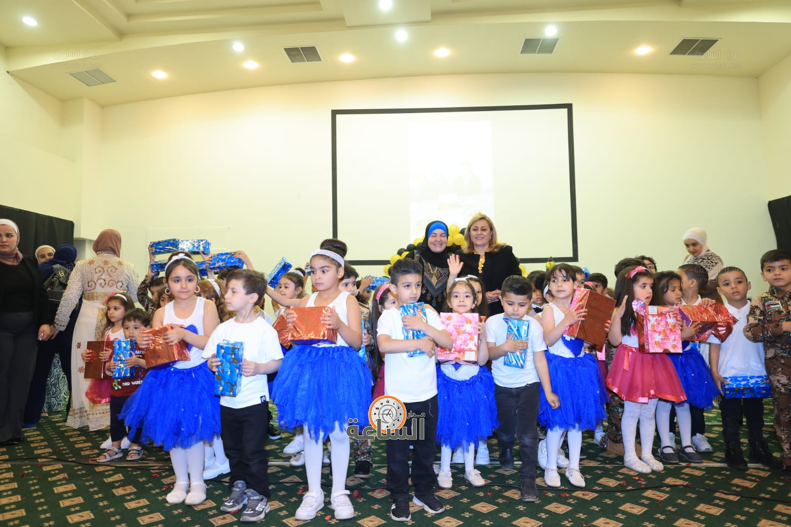 Madar Al-Saa Images 0.5700027460393452