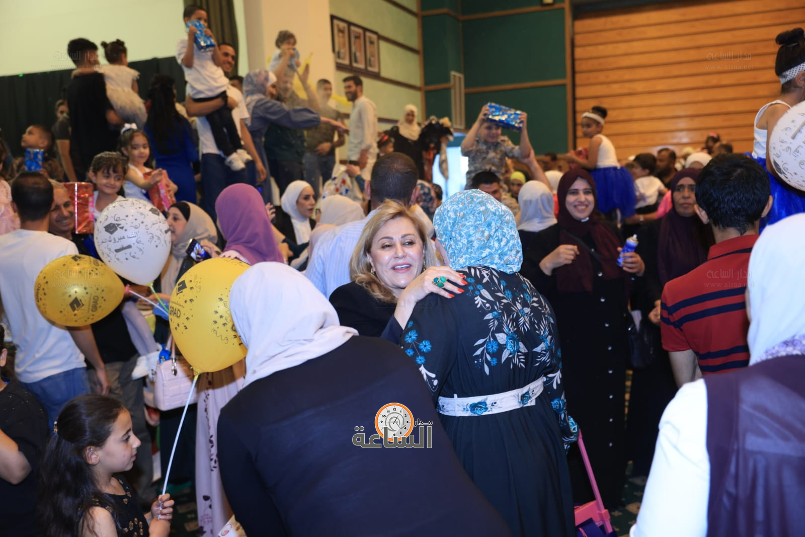 Madar Al-Saa Images 0.4392455663015278