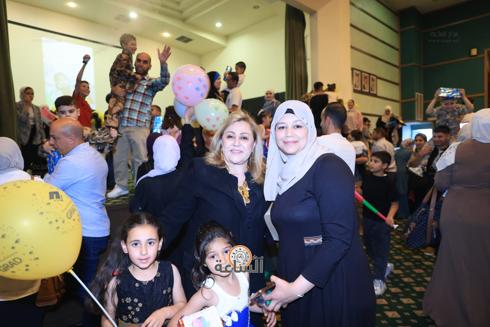 Madar Al-Saa Images 0.9994576920880142