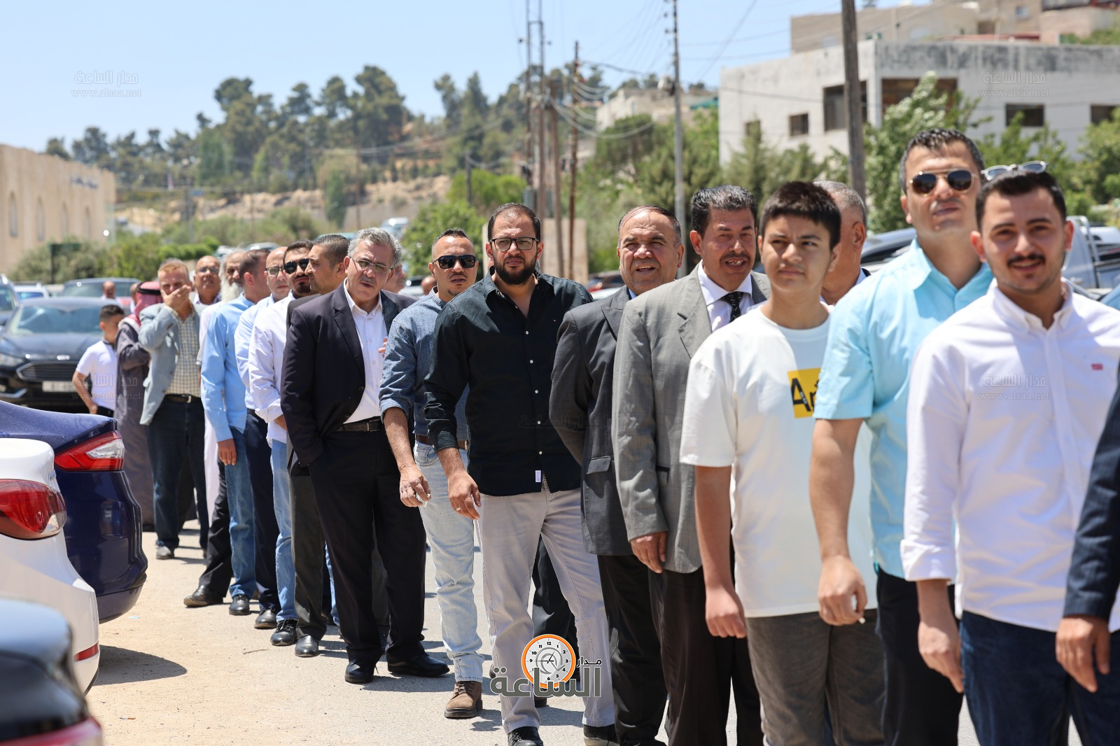 Madar Al-Saa Images 0.9854784113361112