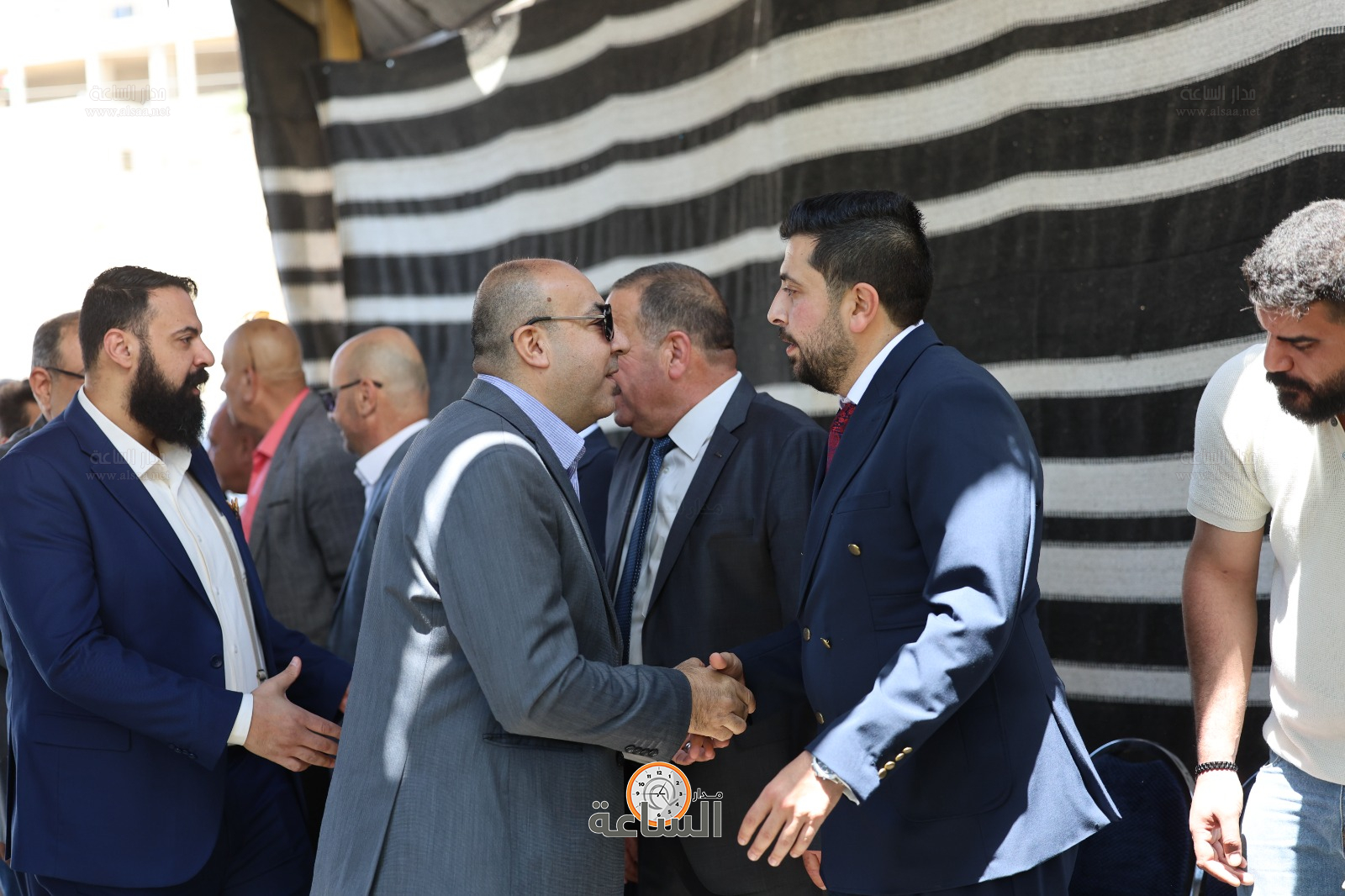 Madar Al-Saa Images 0.680939414490361