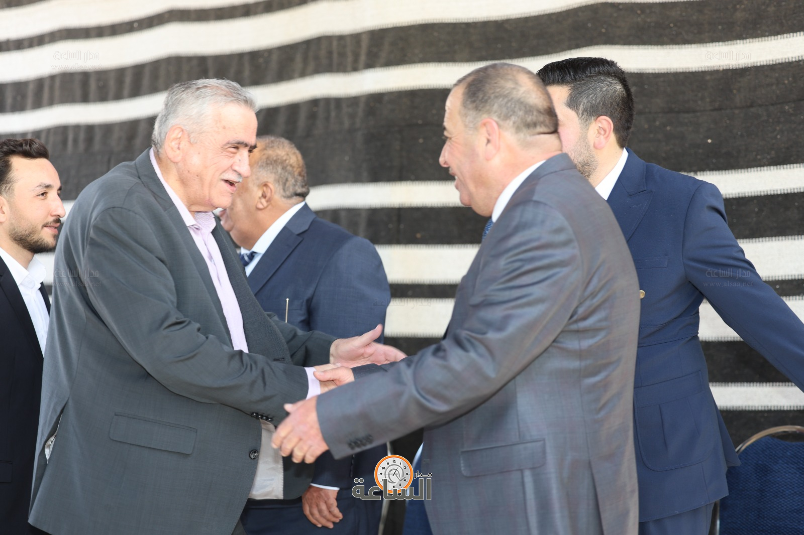 Madar Al-Saa Images 0.42367968804843836