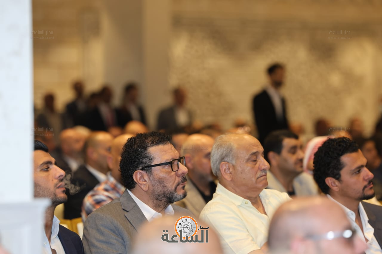 Madar Al-Saa Images 0.03559898404626349