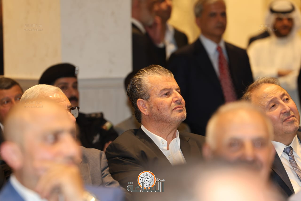 Madar Al-Saa Images 0.4191832170946971