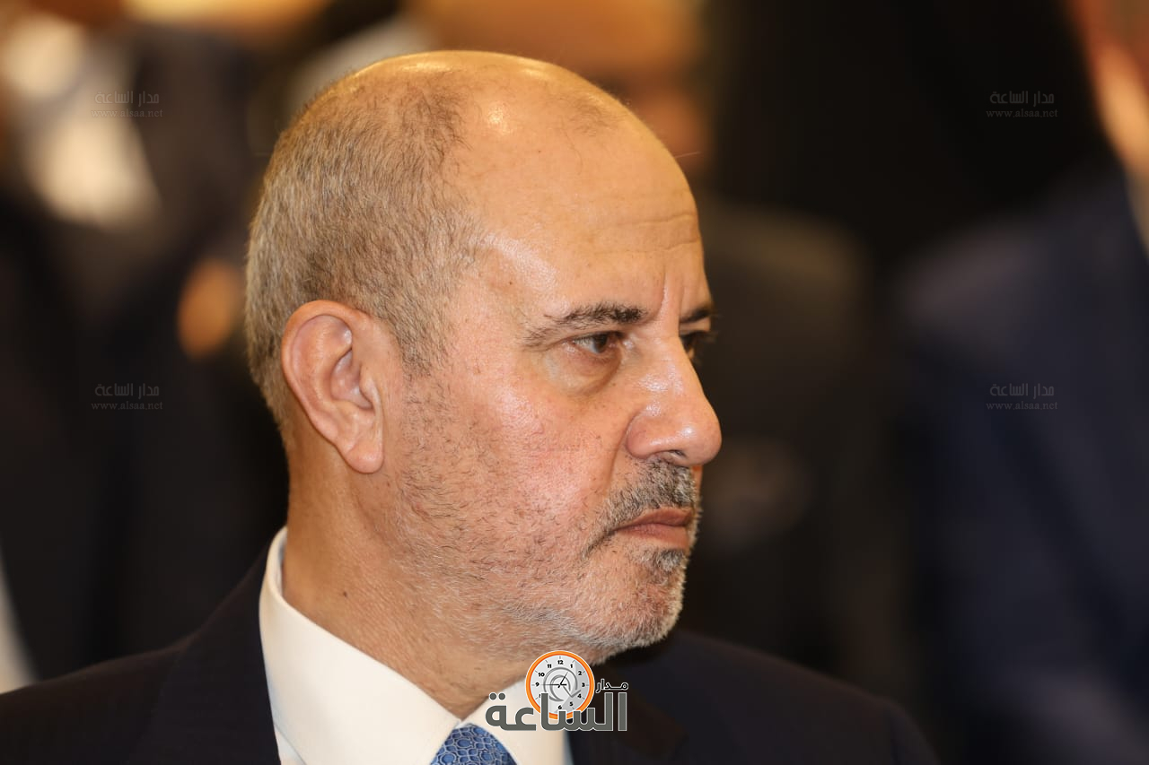 Madar Al-Saa Images 0.9502437149929502