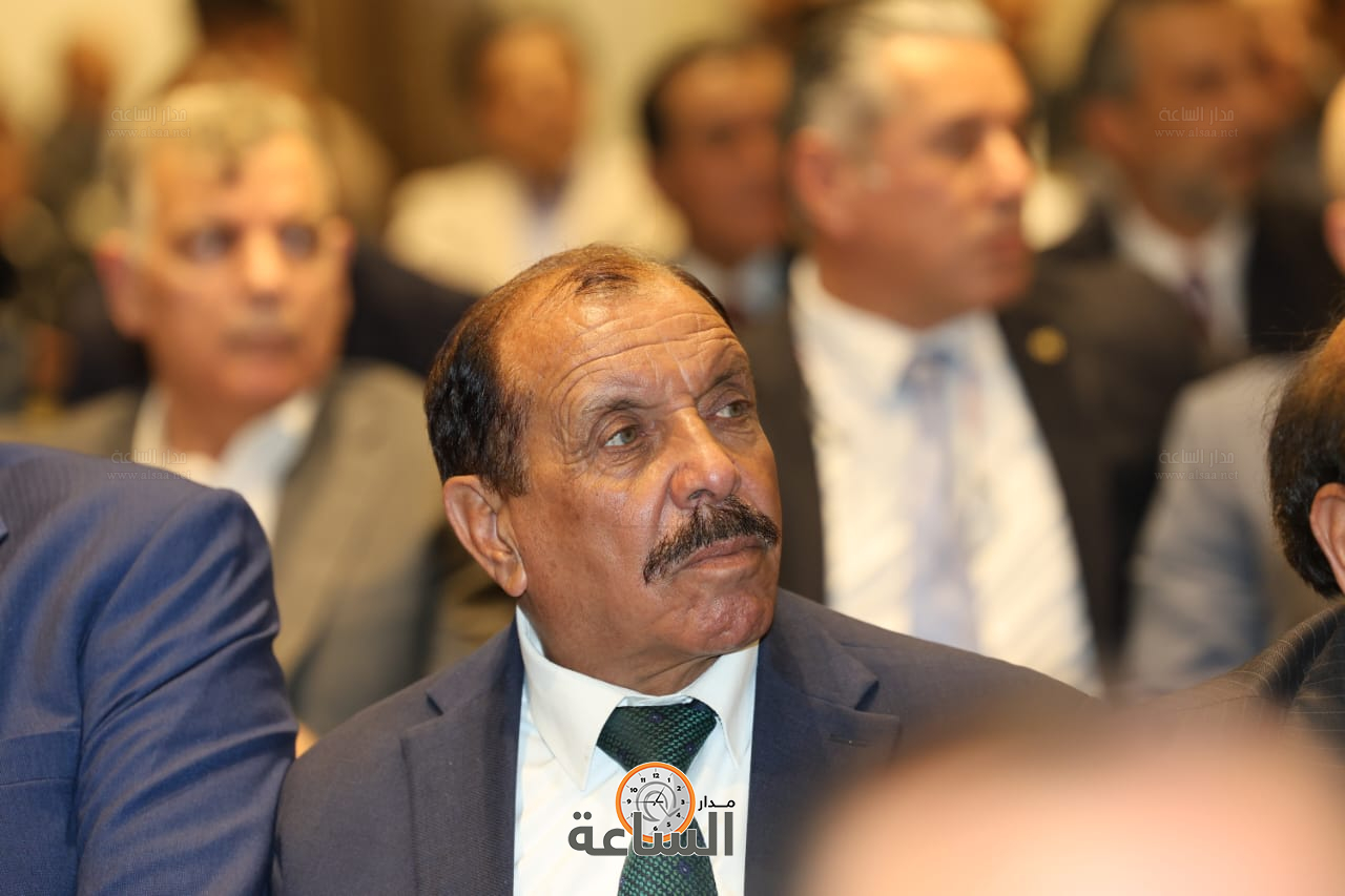 Madar Al-Saa Images 0.37069688092810693