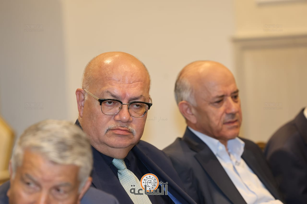 Madar Al-Saa Images 0.34704105539694696