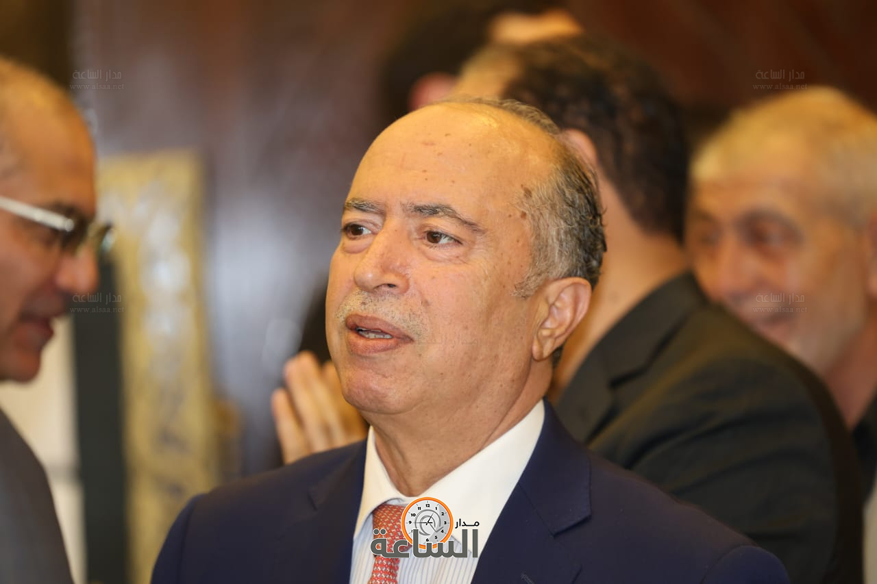 Madar Al-Saa Images 0.560402214115315