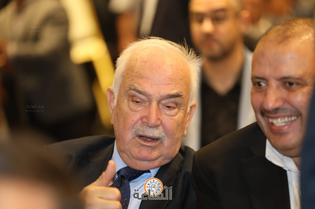 Madar Al-Saa Images 0.41261394488081204