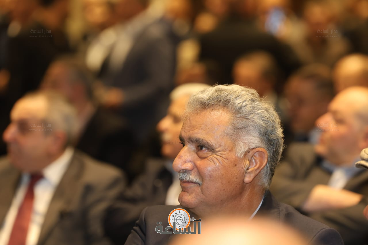 Madar Al-Saa Images 0.4572284415261124