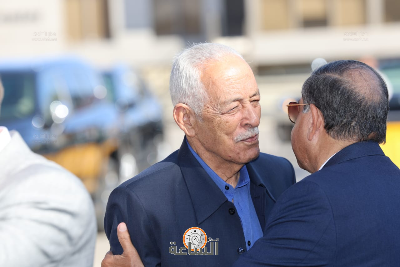 Madar Al-Saa Images 0.05792394127742684