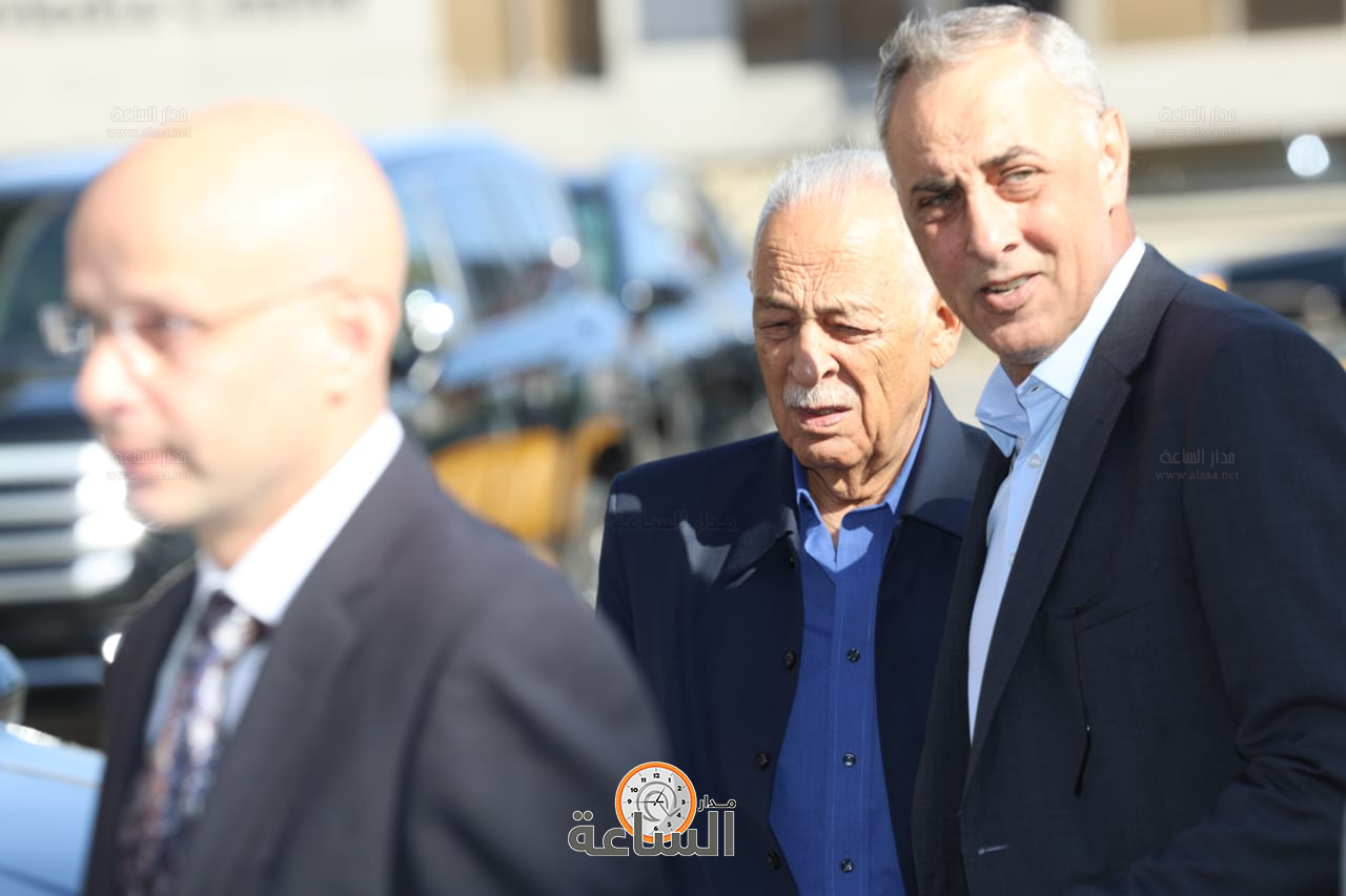 Madar Al-Saa Images 0.04033826567326437