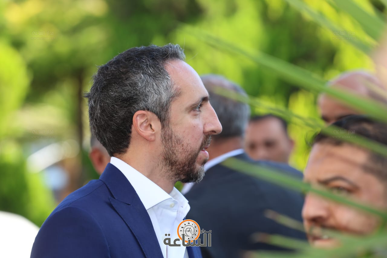 Madar Al-Saa Images 0.3082267297524226