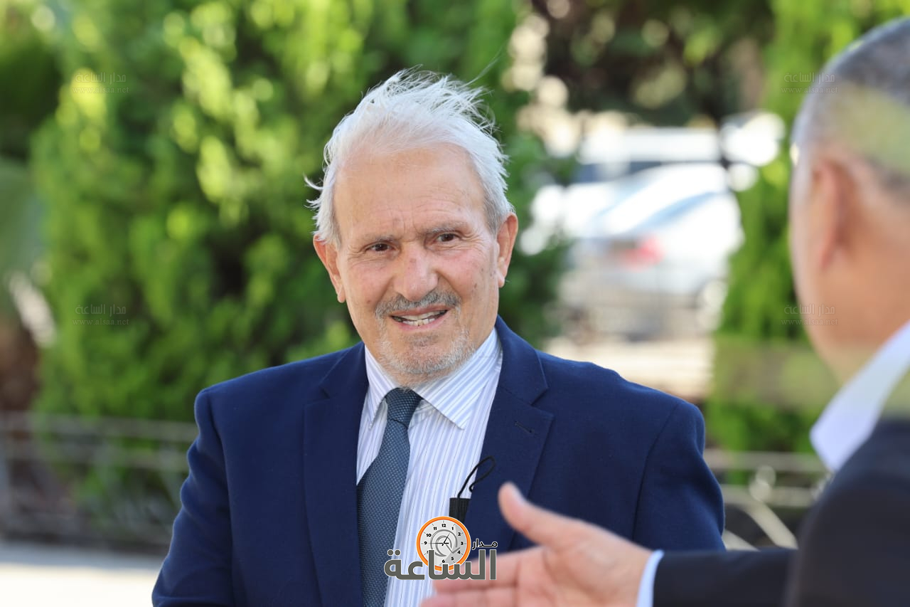 Madar Al-Saa Images 0.0268196073696646