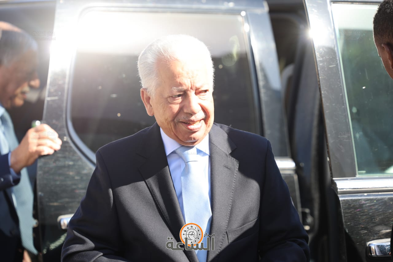 Madar Al-Saa Images 0.438882738542252