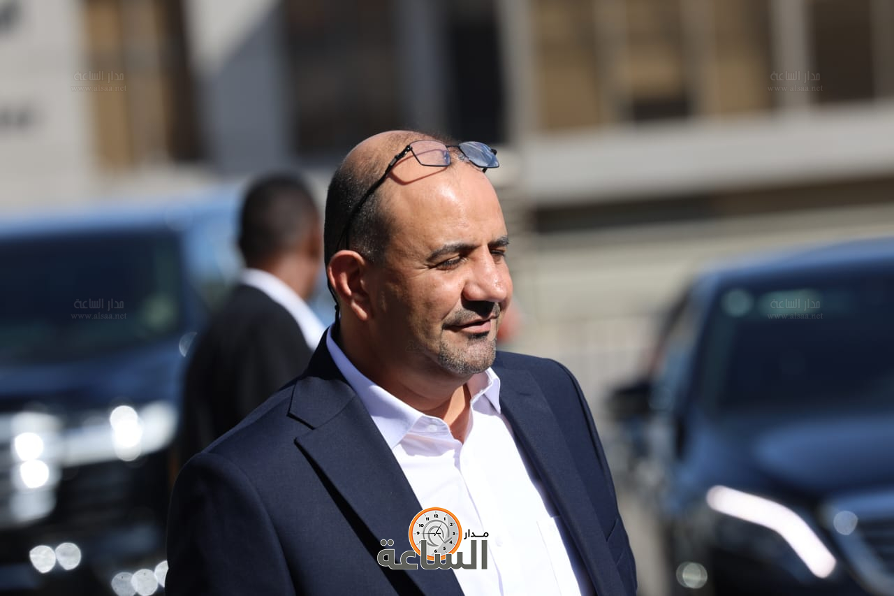 Madar Al-Saa Images 0.008398706419271318