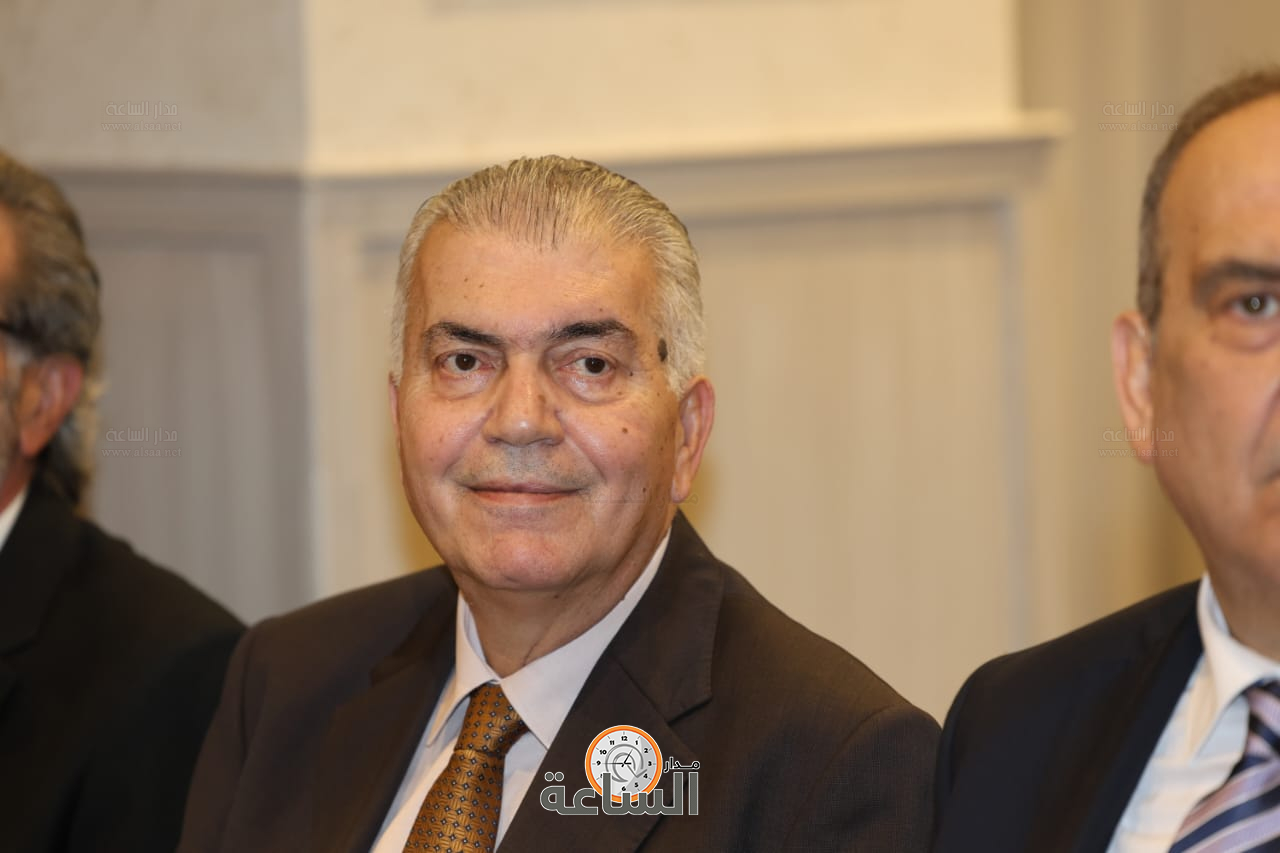 Madar Al-Saa Images 0.14432899672168398