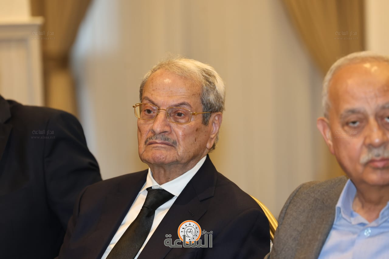 Madar Al-Saa Images 0.9537124350777192