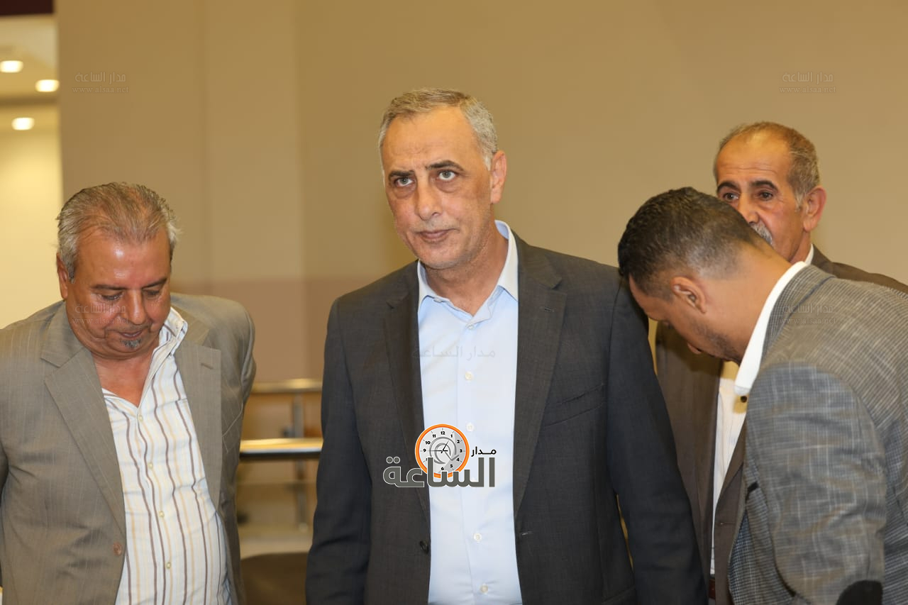 Madar Al-Saa Images 0.2081626359435269