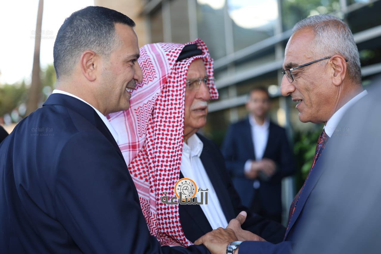 Madar Al-Saa Images 0.3758267933973727