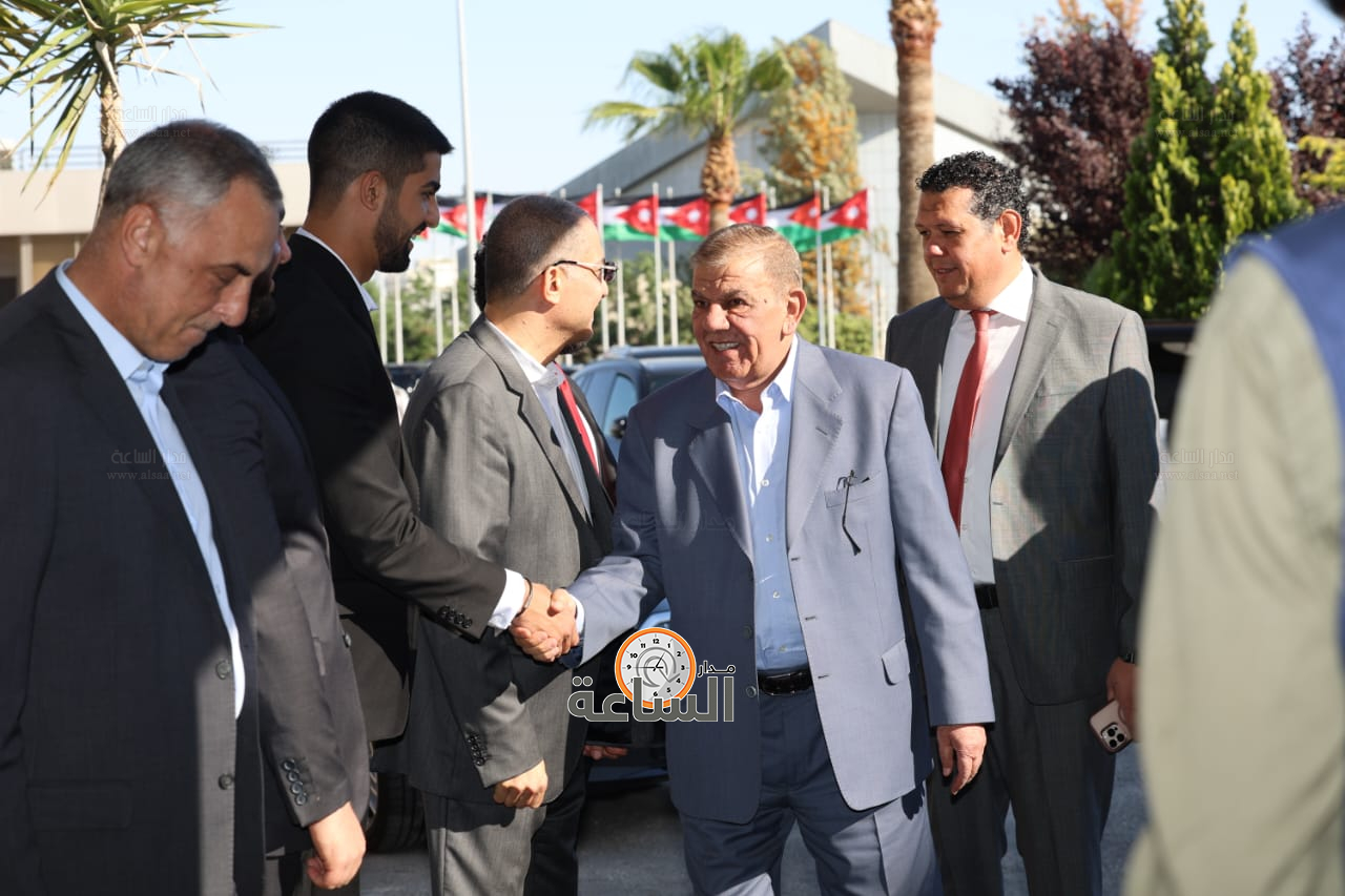 Madar Al-Saa Images 0.9359614960901378