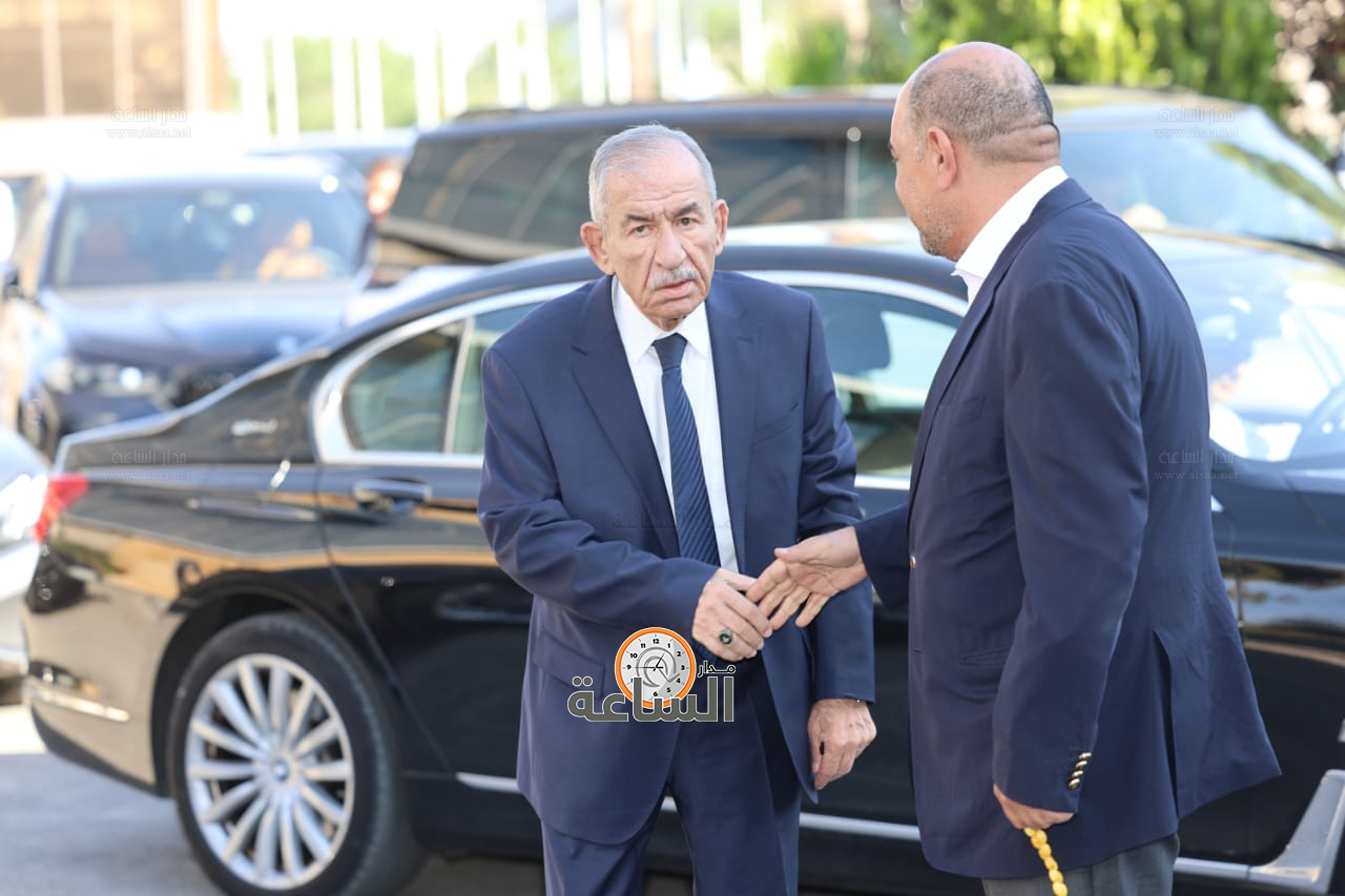 Madar Al-Saa Images 0.9235405826448435