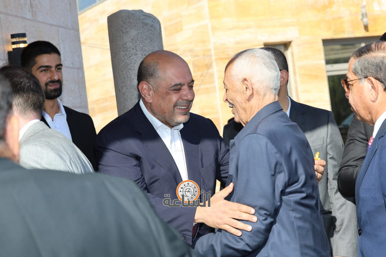 Madar Al-Saa Images 0.5691795265815863