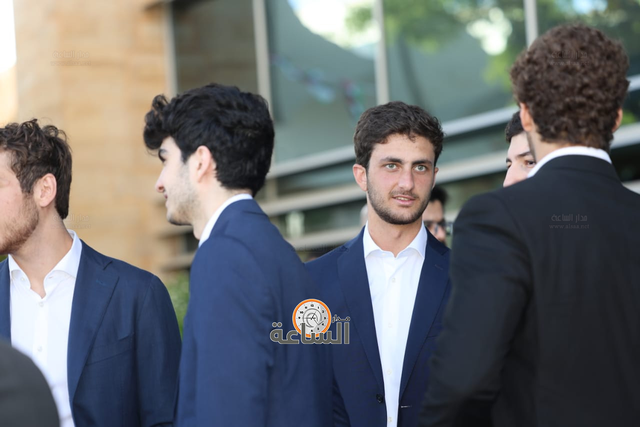 Madar Al-Saa Images 0.6797338279569445