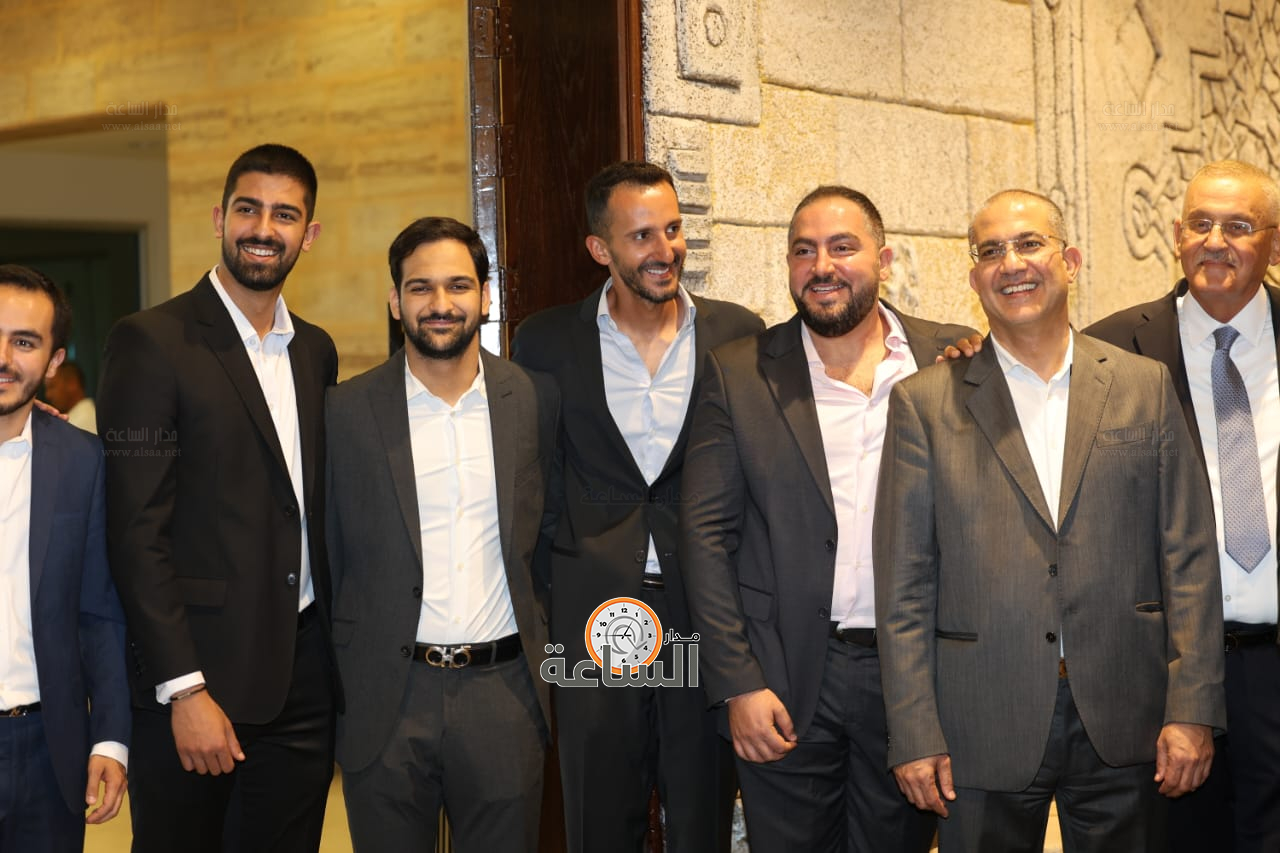 Madar Al-Saa Images 0.6170736520547584