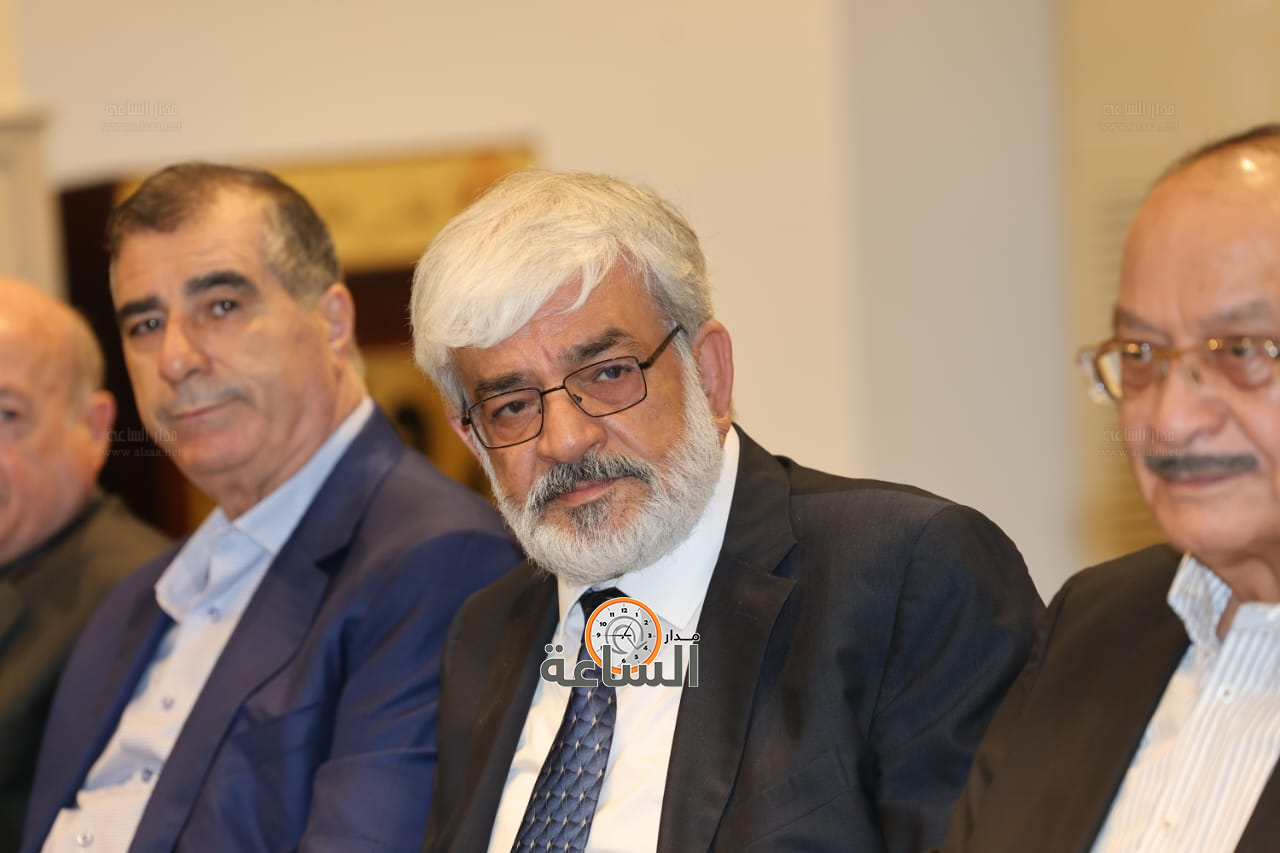 Madar Al-Saa Images 0.668194458076416