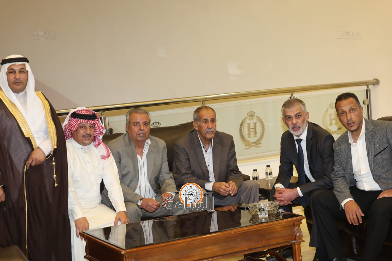 Madar Al-Saa Images 0.03747382950441702