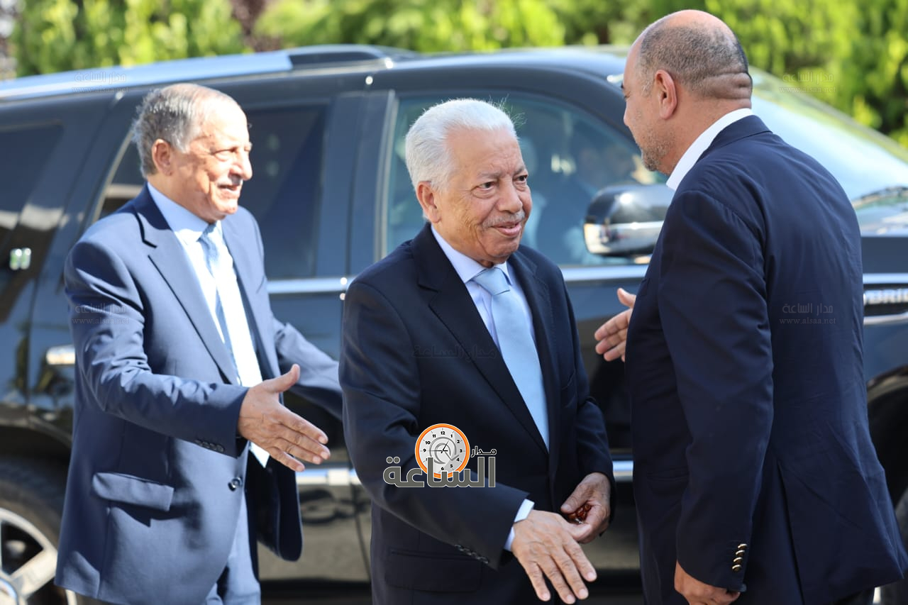 Madar Al-Saa Images 0.6364179634069224