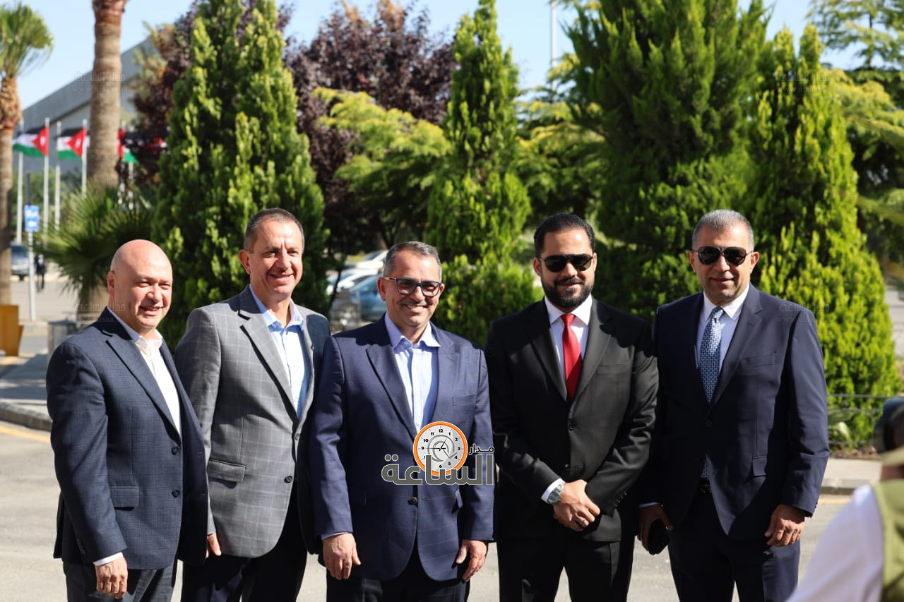 Madar Al-Saa Images 0.6988996704303628