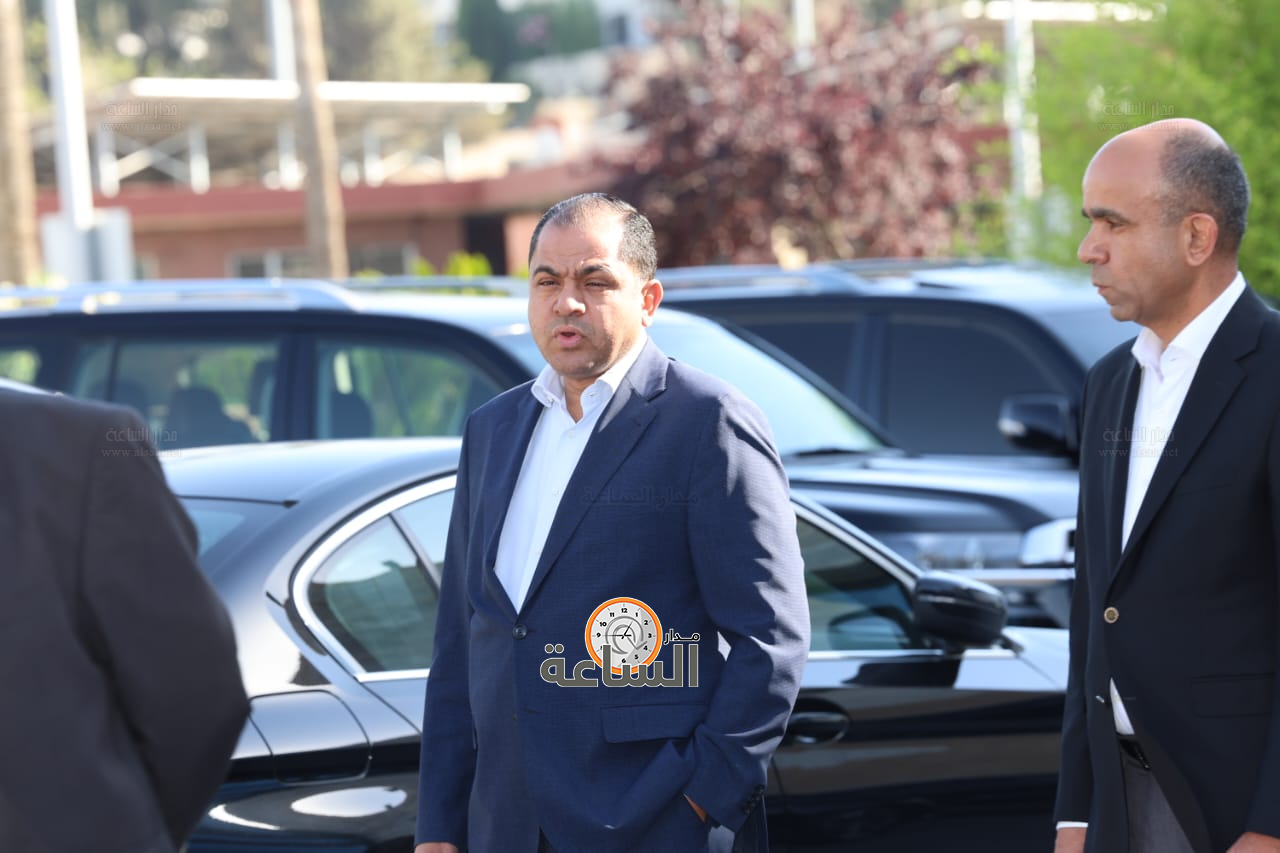 Madar Al-Saa Images 0.9592556752179427