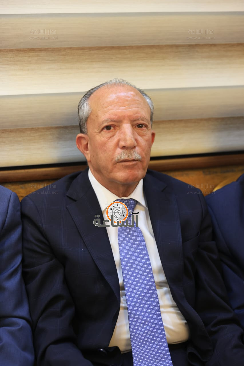 Madar Al-Saa Images 0.7010760642354391