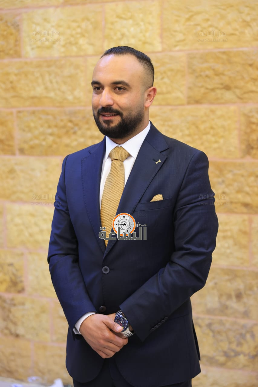 Madar Al-Saa Images 0.012405352224522881