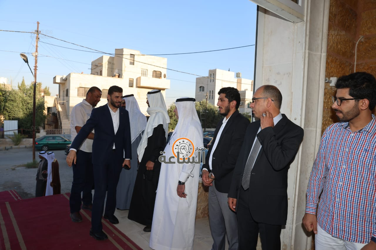 Madar Al-Saa Images 0.056648730186163565