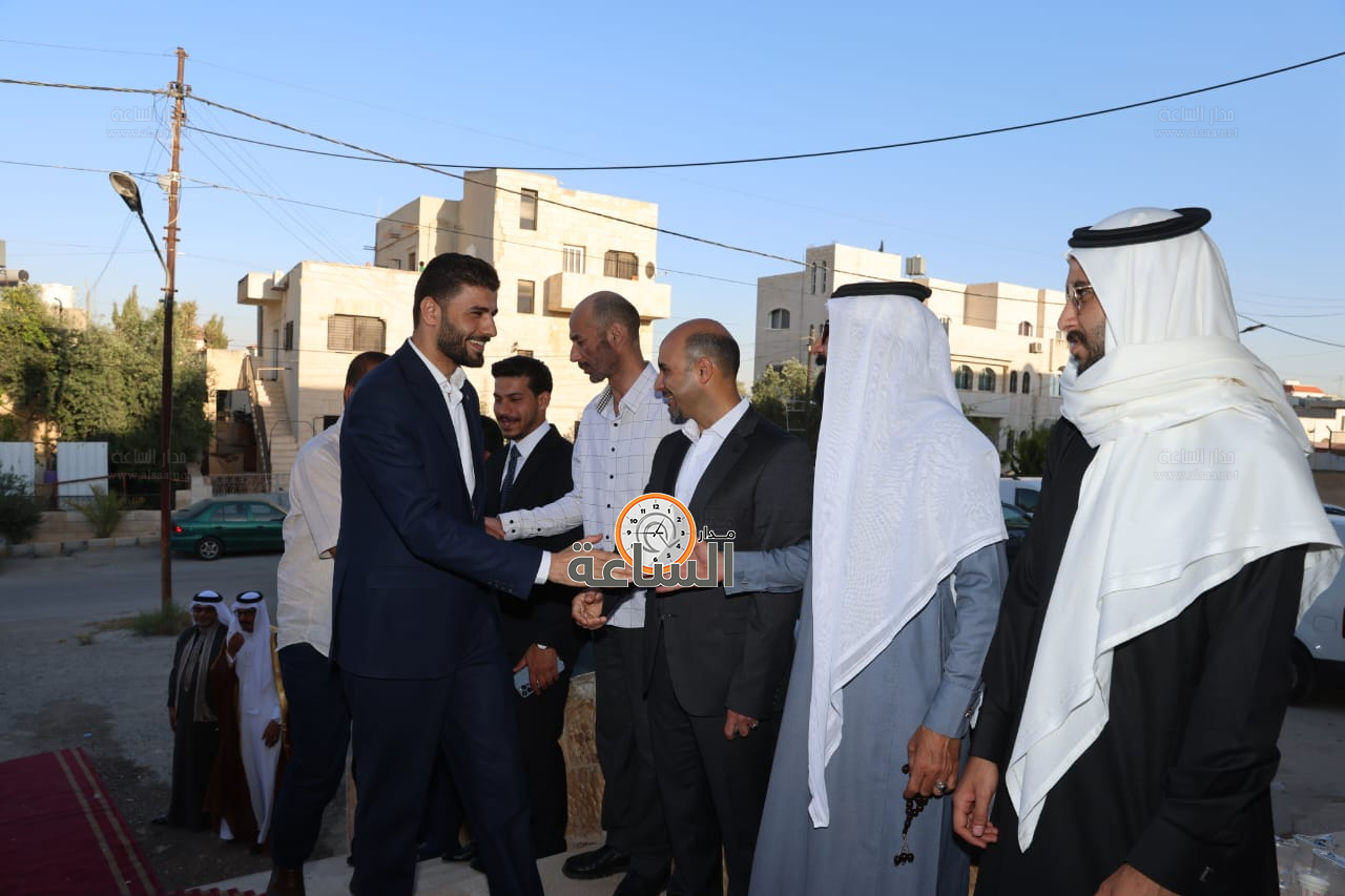 Madar Al-Saa Images 0.41323033179747826