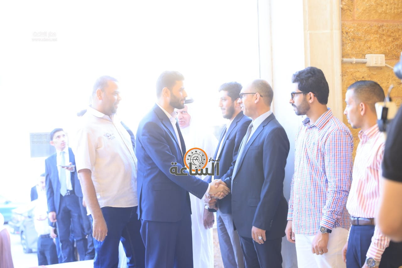 Madar Al-Saa Images 0.9486848727481499