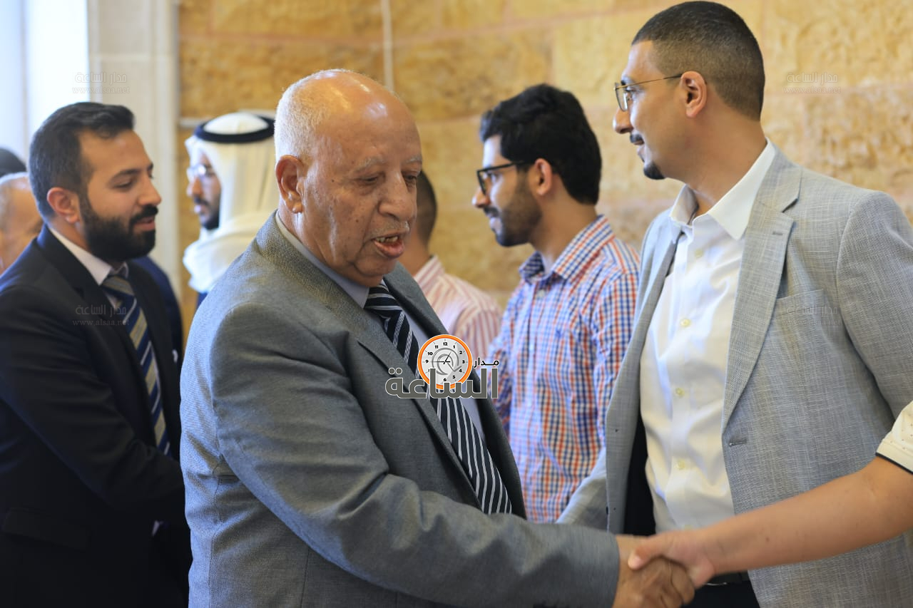 Madar Al-Saa Images 0.15812254933667325