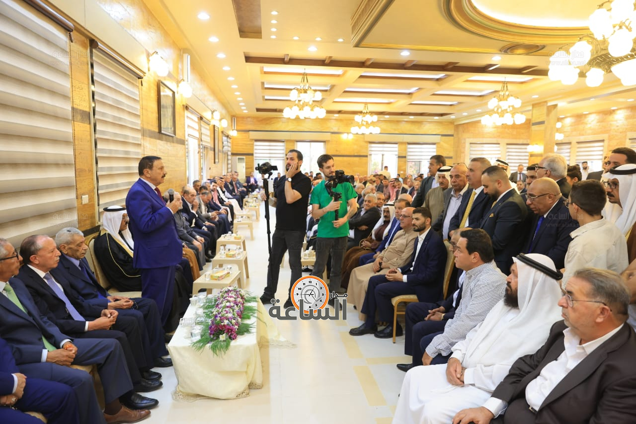 Madar Al-Saa Images 0.47376751188381616