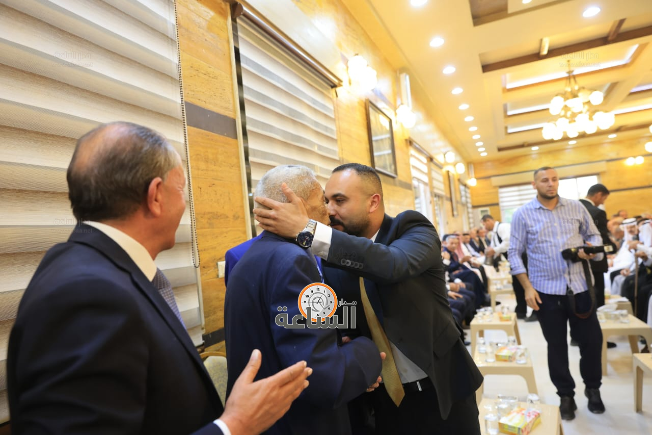 Madar Al-Saa Images 0.25715118543943005