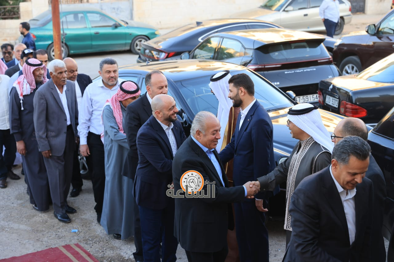 Madar Al-Saa Images 0.25718954428690444