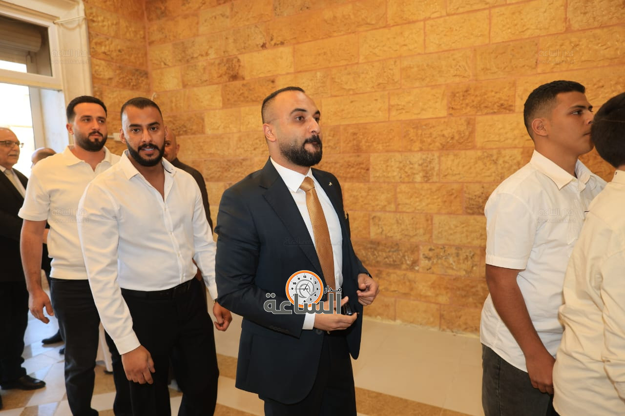 Madar Al-Saa Images 0.9219409710466242