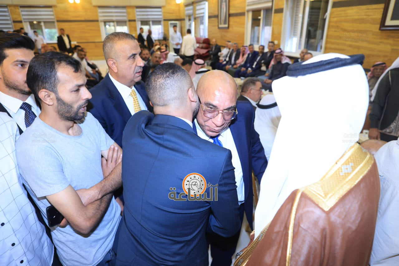 Madar Al-Saa Images 0.3101489551115577