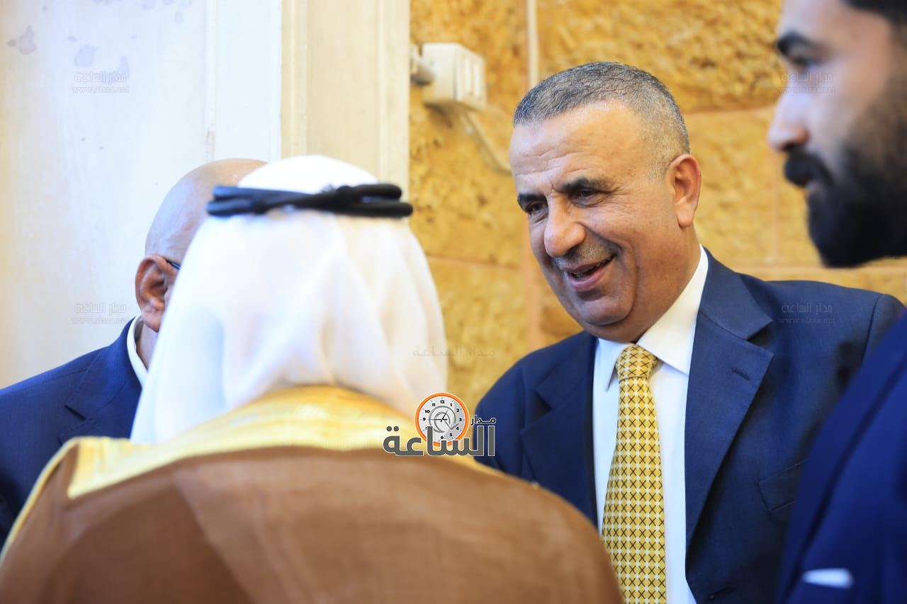 Madar Al-Saa Images 0.3658978059313571