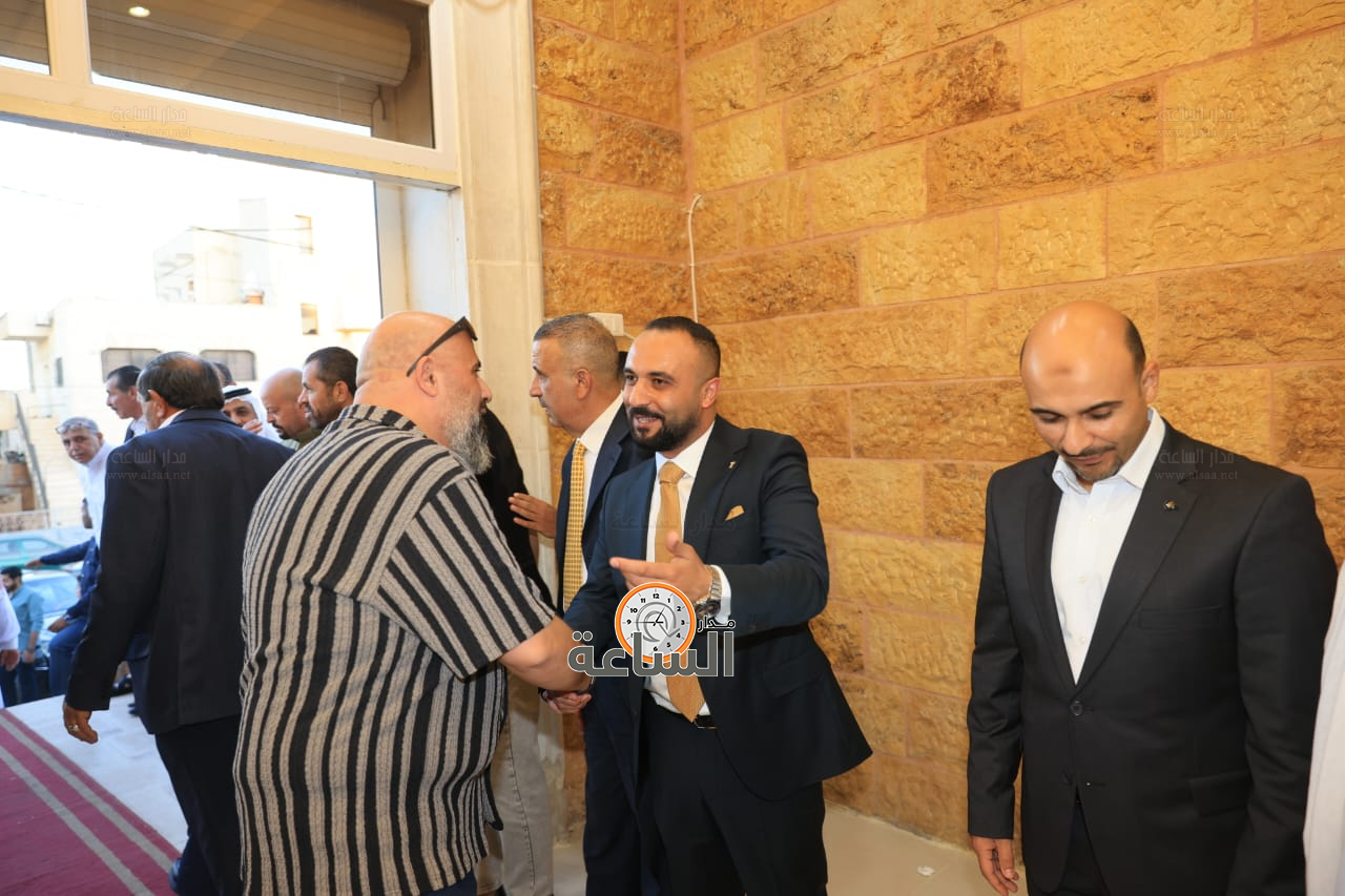 Madar Al-Saa Images 0.11576361890841969